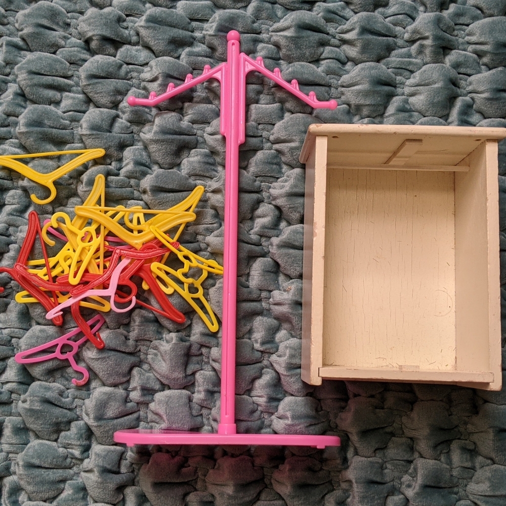 Barbie Lot - Clothes Accessories